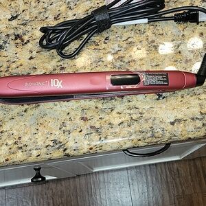 Bio Ionic 10X Hair Straightener New In Box